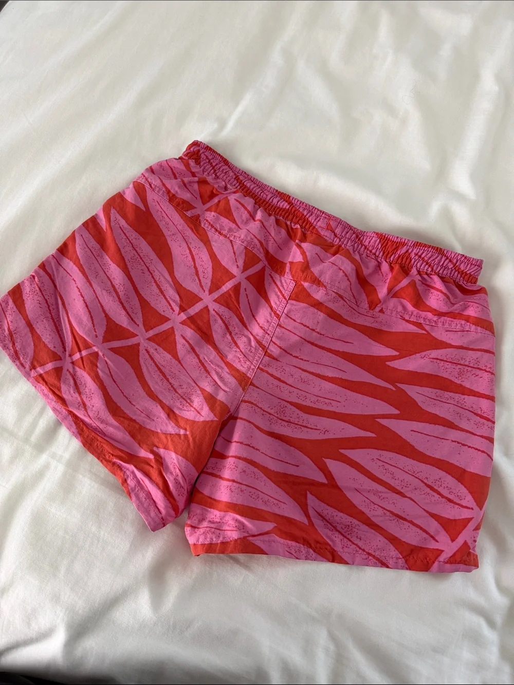 Patagonia Women’s Baggies Shorts Eucalyptus Fronds Catalan Coral Print Medium